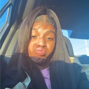 Meet your Posher, Jakhia